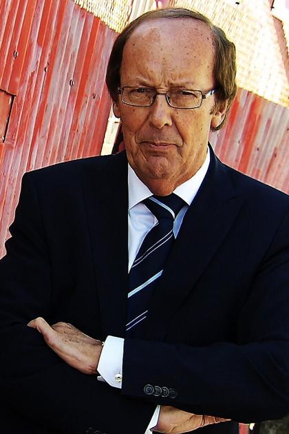 Fred Dinenage: Murder Casebook