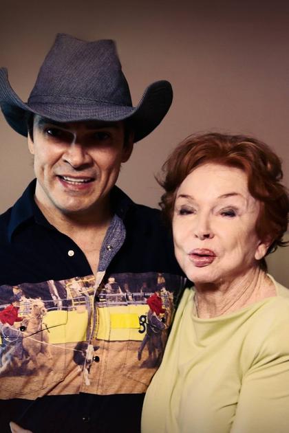 Extreme Cougar Wives