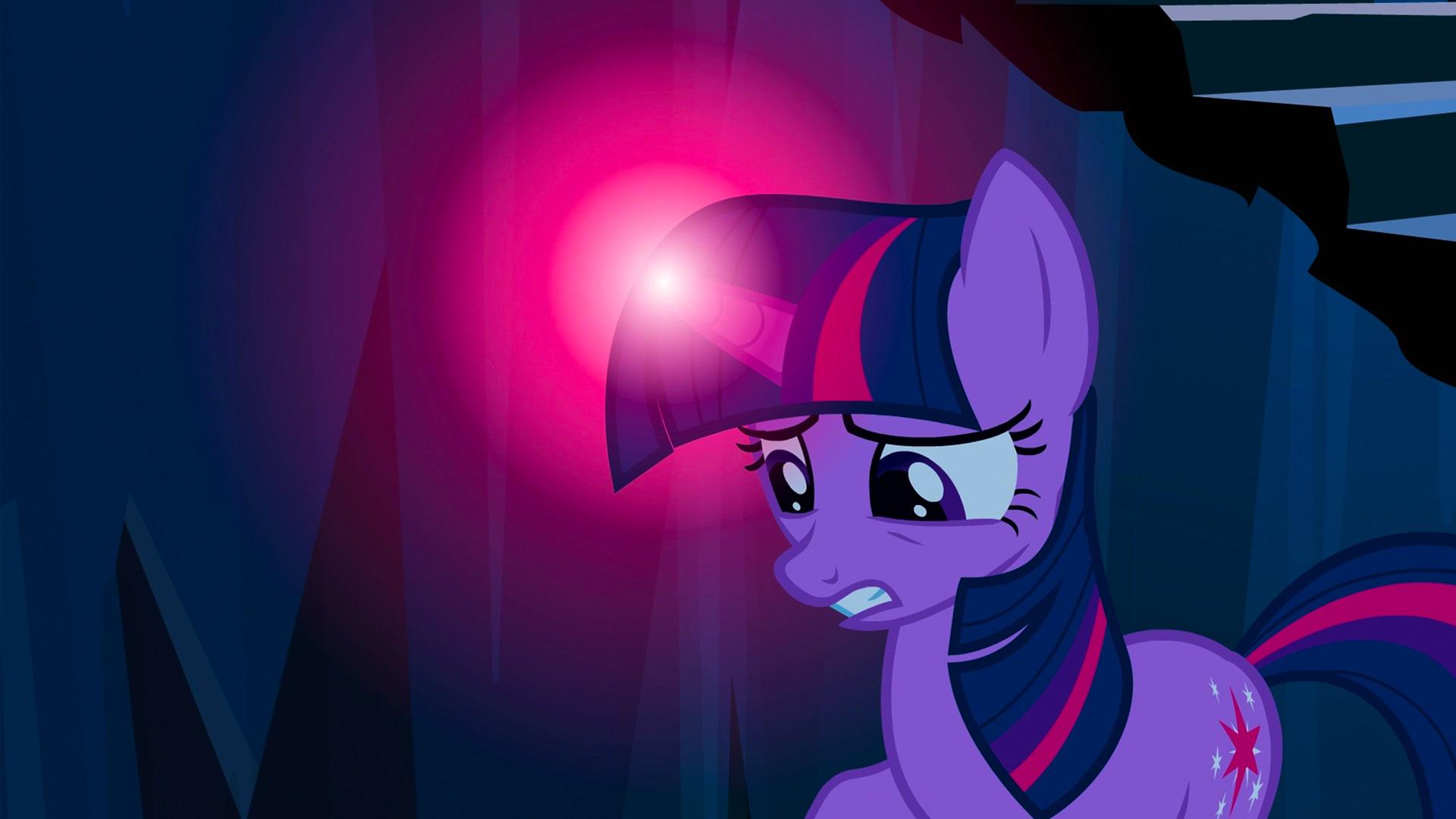Watch My Little Pony: Friendship Is Magic: S4E2 - Princess Twilight ...