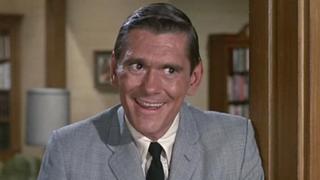 Samantha Fights City Hall