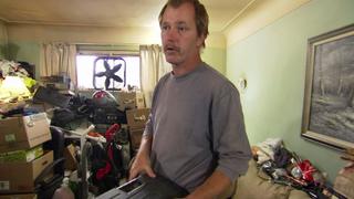 Hoarding: Buried Alive