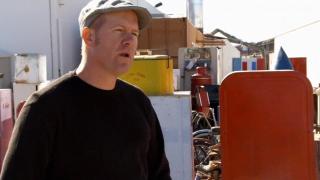 Un-Kniev-able Un-Kniev-able