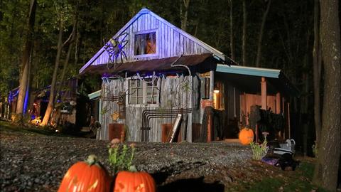 Tiny Haunted House