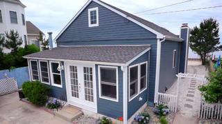 A Gulden Villa With a View