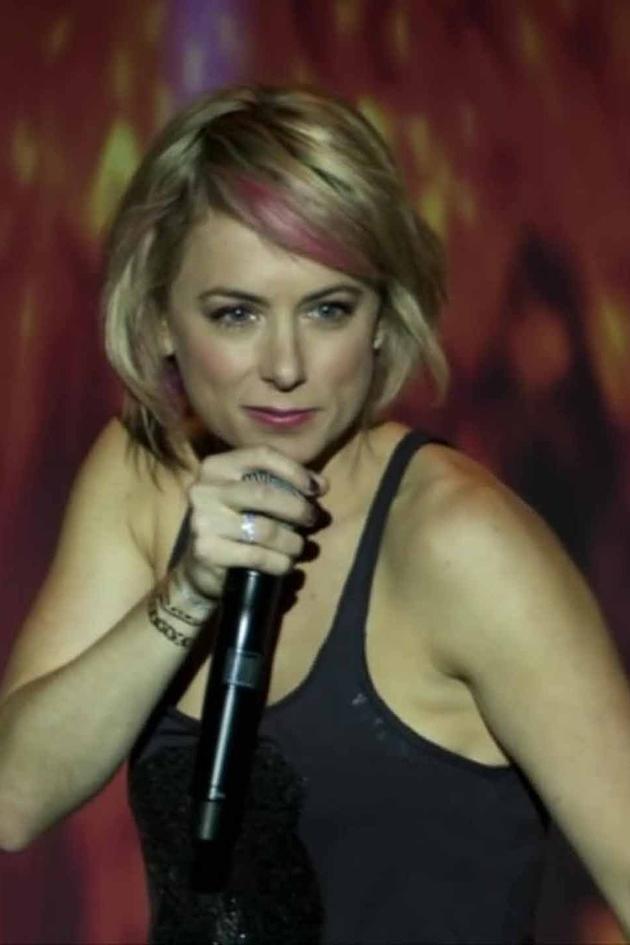 Iliza Shlesinger: Freezing Hot