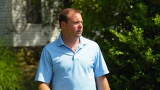 Beachfront Bargain Hunt