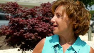 Beachfront Bargain Hunt