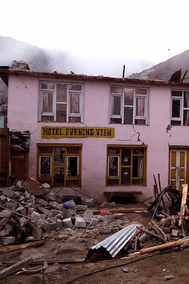 Nepal Quake: Terror on Everest