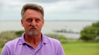 Beachfront Bargain Hunt