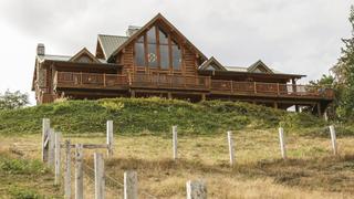 Cascade Range Dream Cabin Hunt for Family Home Cascade Range Dream Cabin Hunt for Family Home