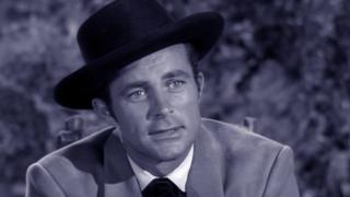 The Night of the Double-Edged Knife