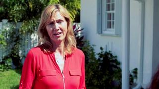 Beachfront Bargain Hunt