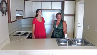 Beachfront Bargain Hunt