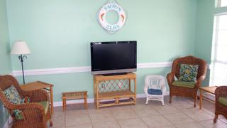 Beachfront Bargain Hunt