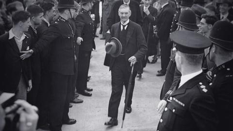 The Man Who Sold a Million Rocks, Party That Started a War and the Umbrella Man