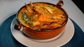 Bizarre Foods: Delicious Destinations