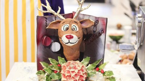 Christmas: Ultimate Christmas Front Yard