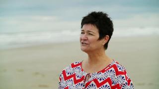 Beachfront Bargain Hunt