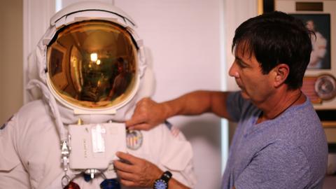 Dealers On A Mission