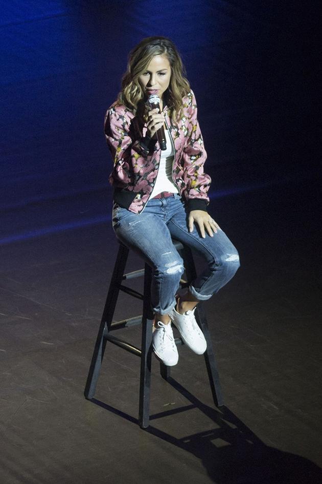 Anjelah Johnson: Mahalo & Goodnight