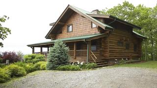 Log Cabin Living