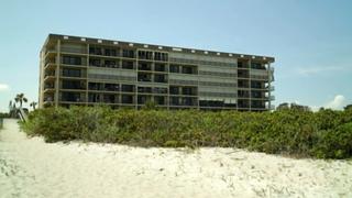 Beachfront Bargain Hunt