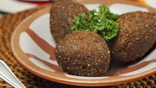 Bizarre Foods: Delicious Destinations