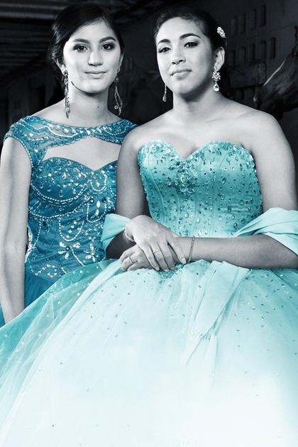 15: A Quinceañera Story: Jackie and Nina