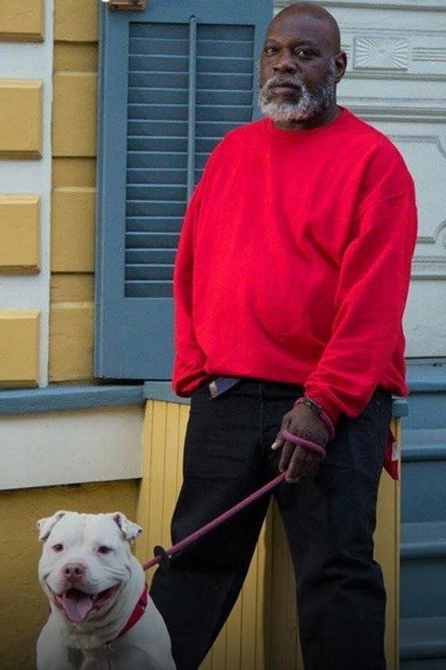 Pit Bulls and Parolees: Extras