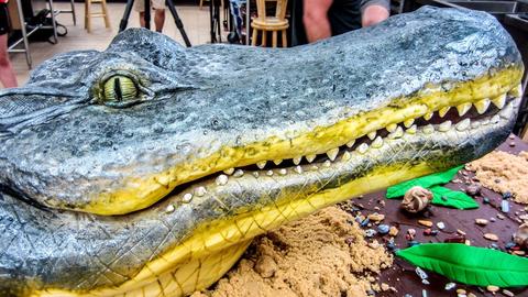 Dinosaurs, Brush Strokes and Edible Art