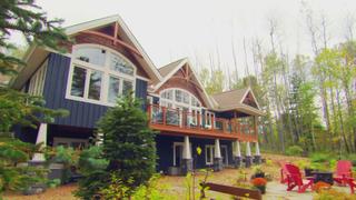 Laura and Dale's City Escape