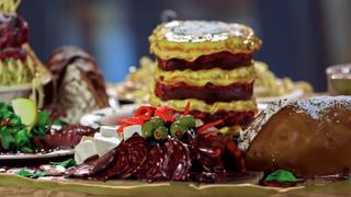 Giant Pot of Gold and Italian Feast Cake Giant Pot of Gold and Italian Feast Cake