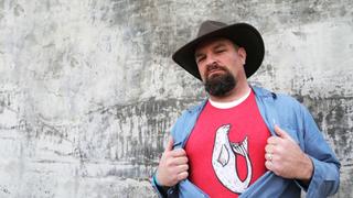 Extreme Baboon Face-off