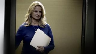 She Never Saw It Coming She Never Saw It Coming