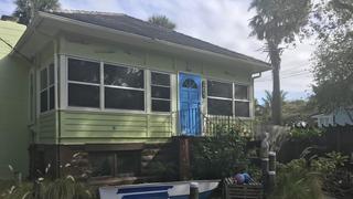 Beachfront Bargain Hunt