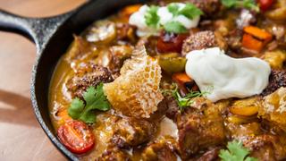 Honeycomb, Shallots & Iceberg Lettuce Honeycomb, Shallots & Iceberg Lettuce