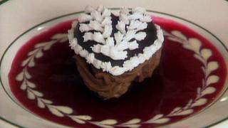 Planting Roses; Valentine Chocolate; Pastry Bag Planting Roses; Valentine Chocolate; Pastry Bag