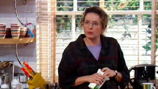 Schmoozin' Schmoozin'