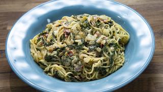 Spaghetti With Bacon and Chard Spaghetti With Bacon and Chard