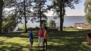 Lakefront Bargain Hunt