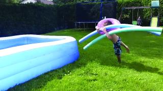 Everything Sucks Everything Sucks