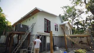 Beachfront Bargain Hunt: Renovation