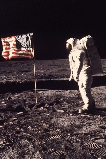 Confessions From Space: Apollo