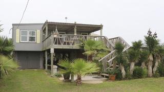 Beachfront Bargain Hunt