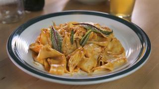 Diners, Drive-Ins and Dives