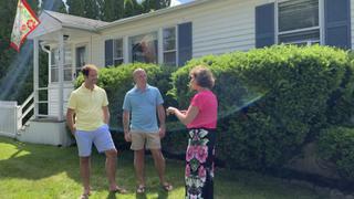 Beachfront Bargain Hunt