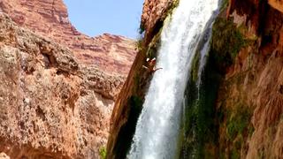 Cliffjump Cliffjump