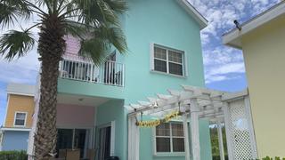 A Grand Getaway in the Cayman Islands A Grand Getaway in the Cayman Islands