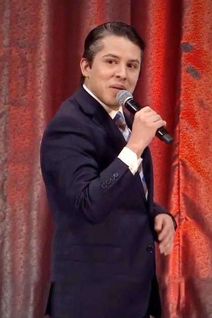 Entre Nos Presents: Nick Guerra: Love Me at My Worst