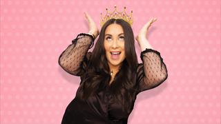 Claudia Oshry: Disgraced Queen